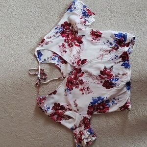 Flowy floral crop top, Junior's size M, Charlotte Russe